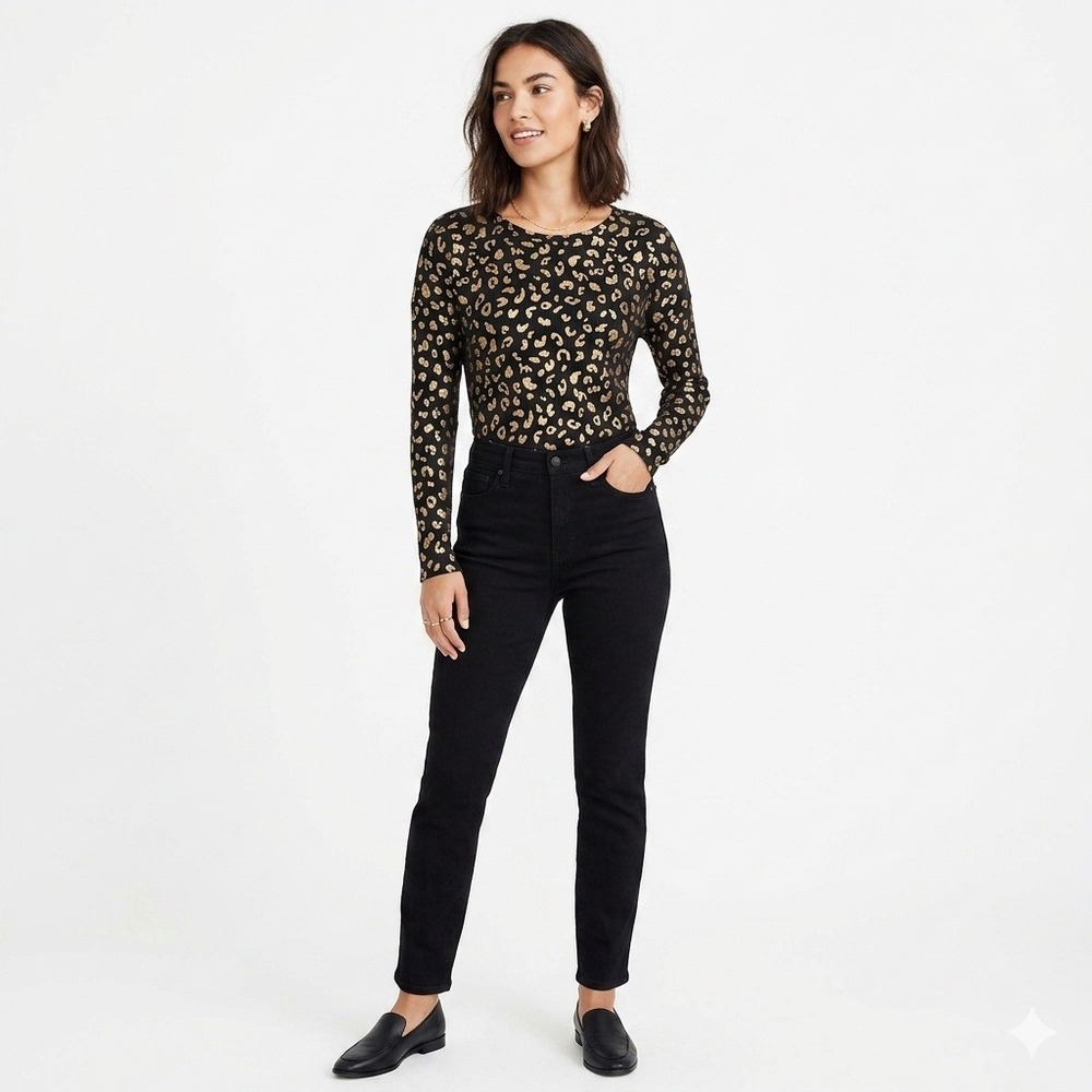 Bibi‎ Black And Gold Leopard Top
